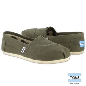Olive Green Woman’s Toms Size 8.5